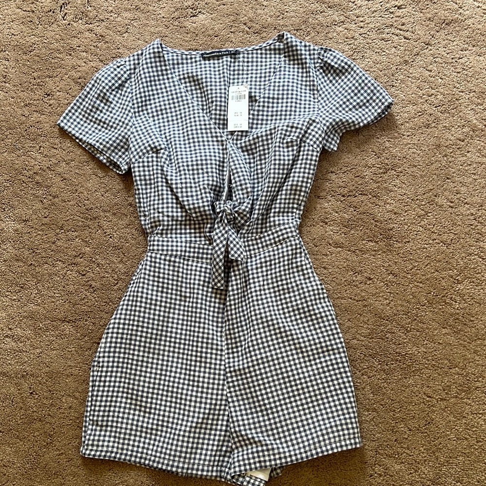 Abercrombie gingham print romper